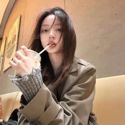 一半海水,一半火焰